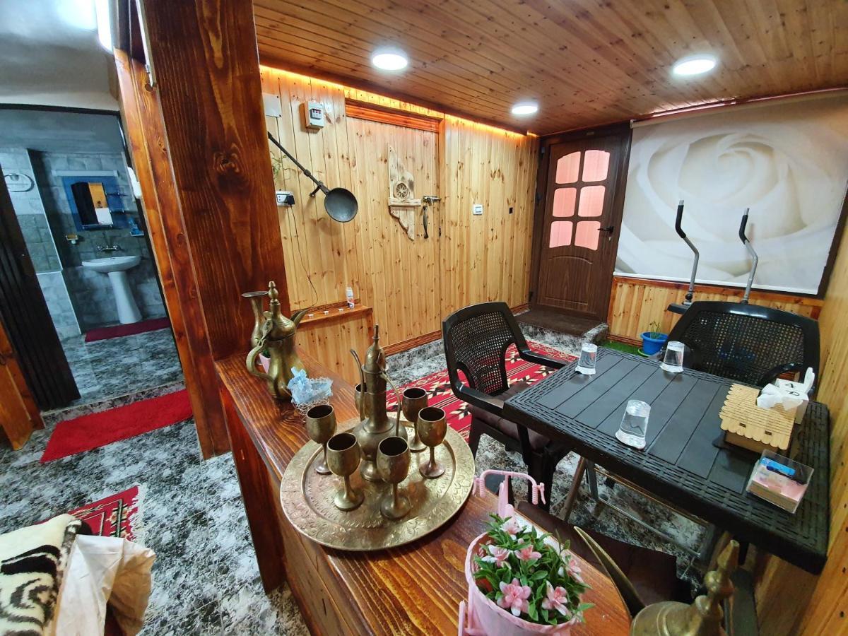 شقة جرش  في New Luxurious Modern Studio المظهر الخارجي الصورة